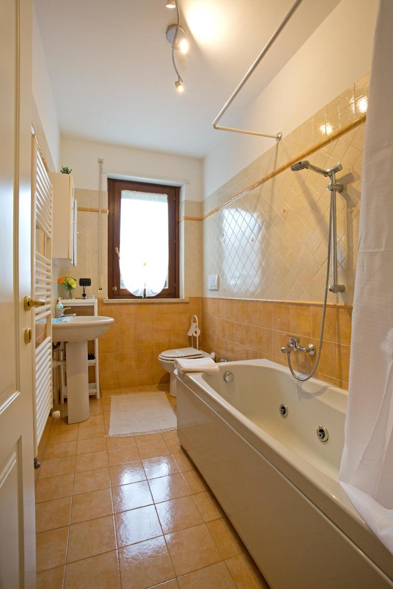 Casa Dei Filati, Cosy Flat With Garden And Parking Close To 卢卡 外观 照片